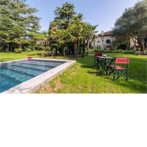 Beautiful home in Ponti sul Mincio with Outdoor swimming pool, WiFi and 4 Bedrooms