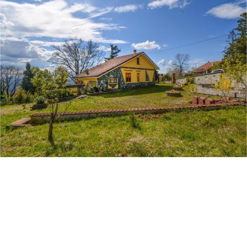 Beautiful Home In Ponzone With Wifi And 3 Bedrooms
