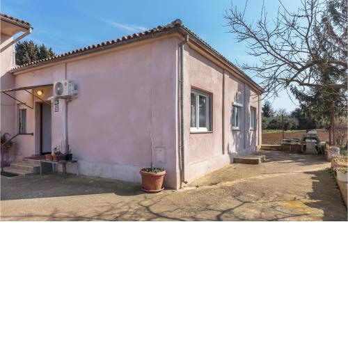 Beautiful home in Pula with WiFi and 3 Bedrooms