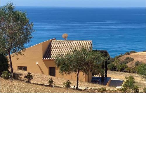Beautiful home in Realmonte with 2 Bedrooms and WiFi