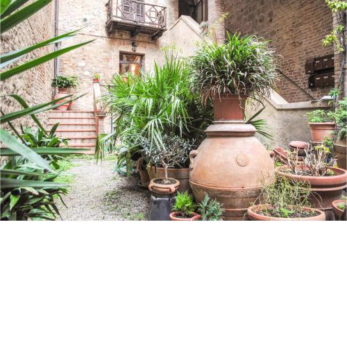 Beautiful home in San Gimignano with 2 Bedrooms and WiFi