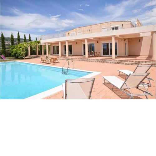 Beautiful home in Stalett with 3 Bedrooms, WiFi and Private swimming pool