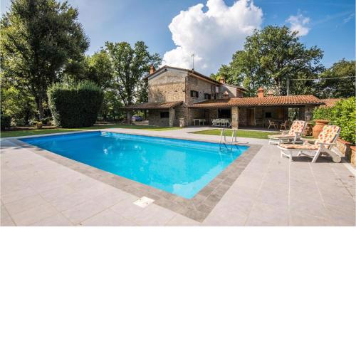 Beautiful Home In Terranuova Bracciolini With 3 Bedrooms, Private Swimming Pool And Outdoor Swimming Pool