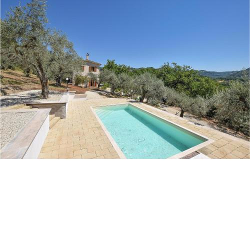 Beautiful home in Toffia with Outdoor swimming pool, WiFi and 4 Bedrooms