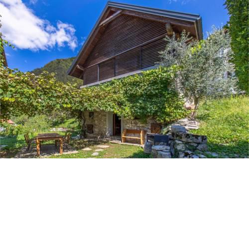 Beautiful home in Tolmin w/ Jacuzzi, WiFi and 1 Bedrooms