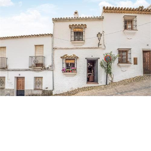 Beautiful home in Zahara de la Sierra with 2 Bedrooms