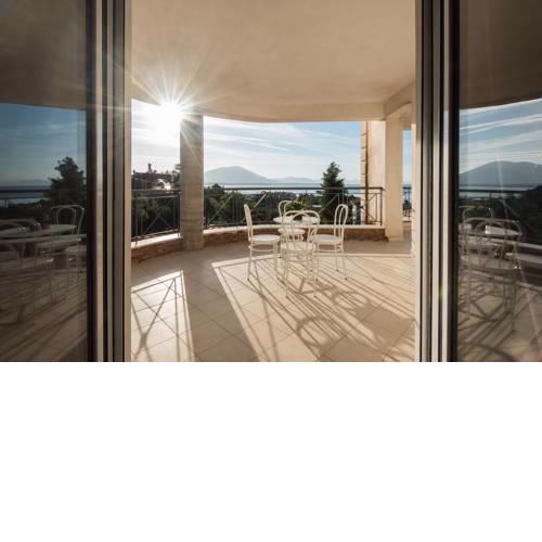 Beautiful modern villa with seaview near Chalkida