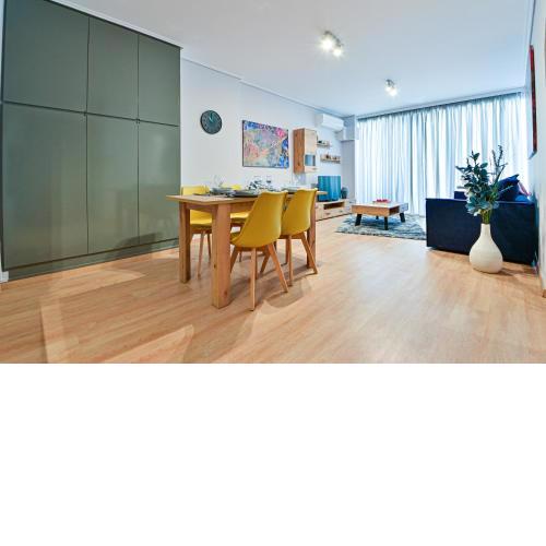 Beautiful new apartment 5 min from Piraeus Port (A2)