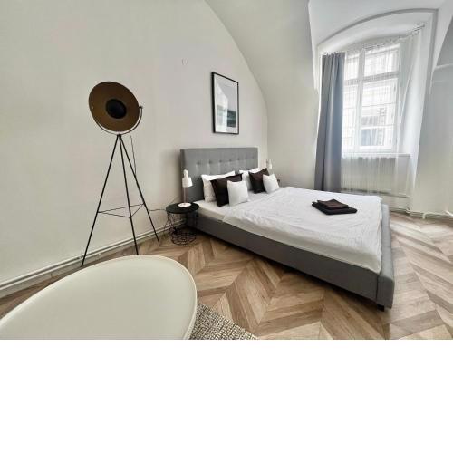 Beautiful New Town Apartment