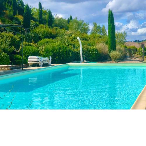 Beautiful oasis between Volterra and San Gimignano