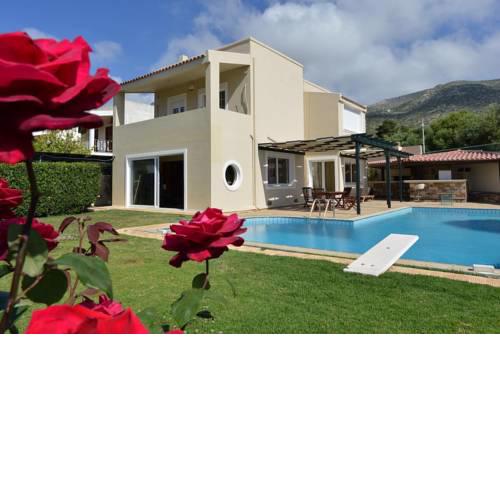 Beautiful Pool Villa Xenia in Anavissos, Athens