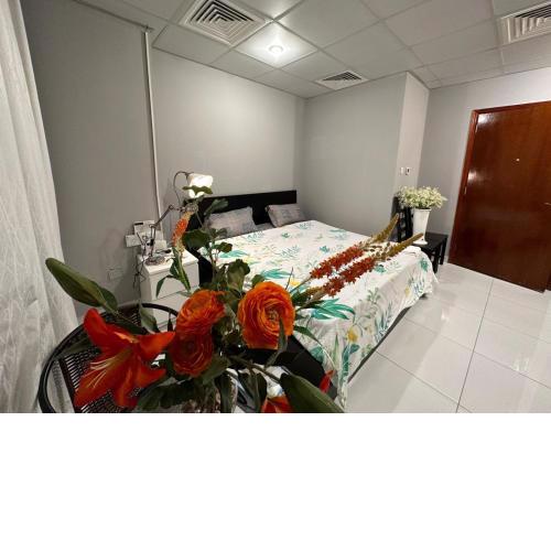 Beautiful Private Studio Apart 3