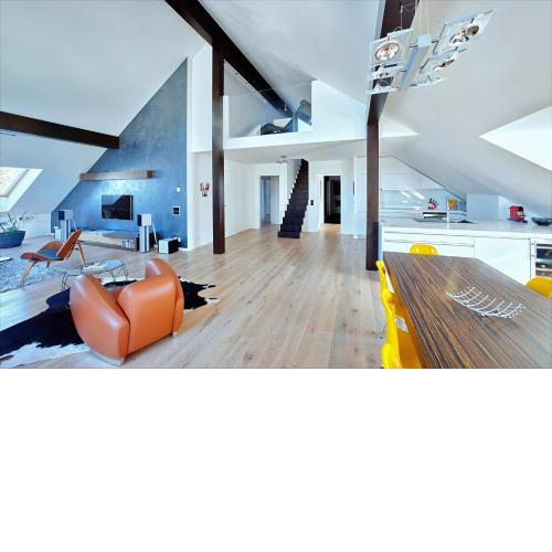 Beautiful Rooftop Flat - 10 min from Lausanne city