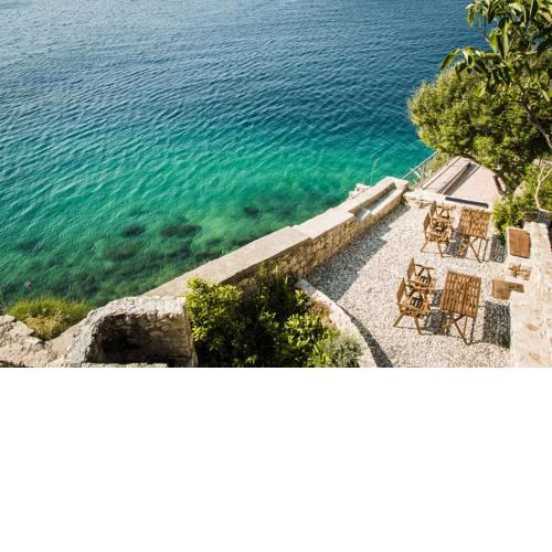 Beautiful Sea front Holiday Home