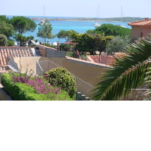Beautiful Sea & Garden View