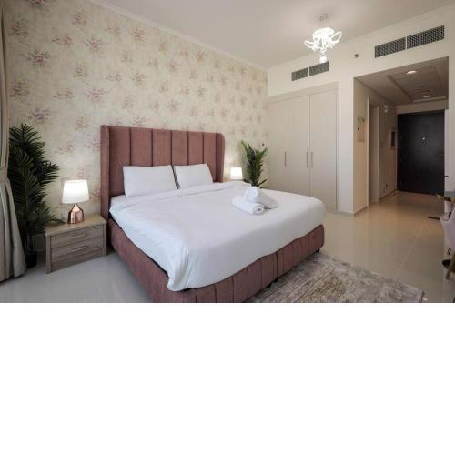 Beautiful skyline view - Studio apartment