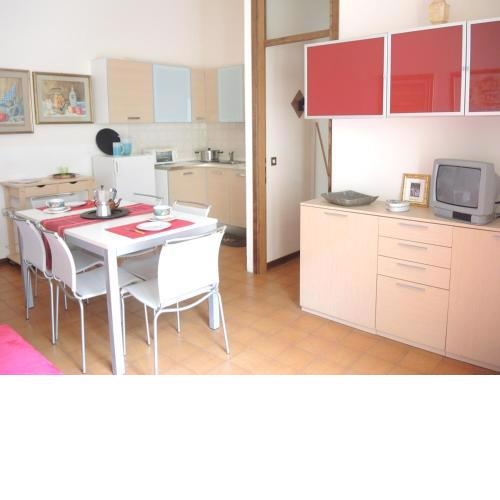 Beautiful three-room apartment with garden by Beahost Rentals