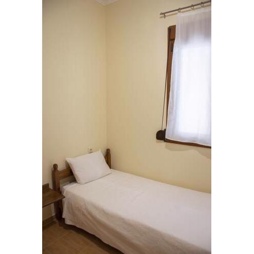 Beautiful Topolia View Apartment