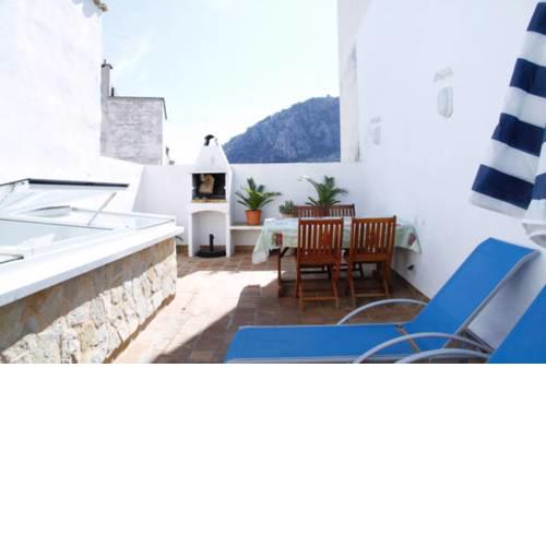 BEAUTIFUL TOWNHOUSE POLLENÇA, VERY GOOD LOCATION!