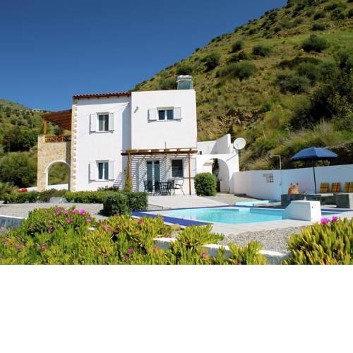 Beautiful Villa in Agia Galini Crete with Swimming Pool