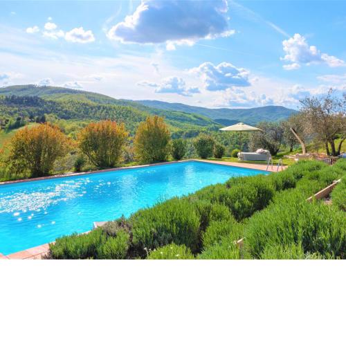 Beautiful villa in San Giovanni del Pantano with pool