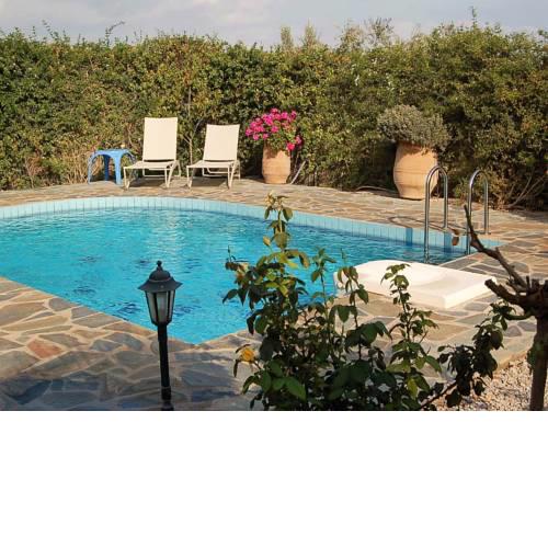 Beautiful Villa near Sea in Loutra