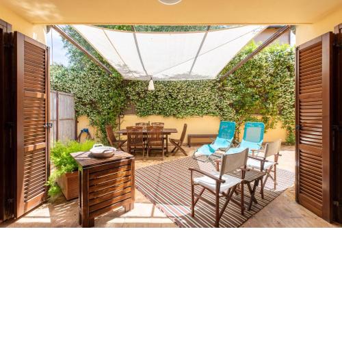 Beautiful Villa with garden