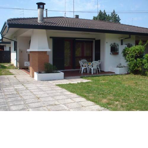 Beautiful Villa With Private Garden