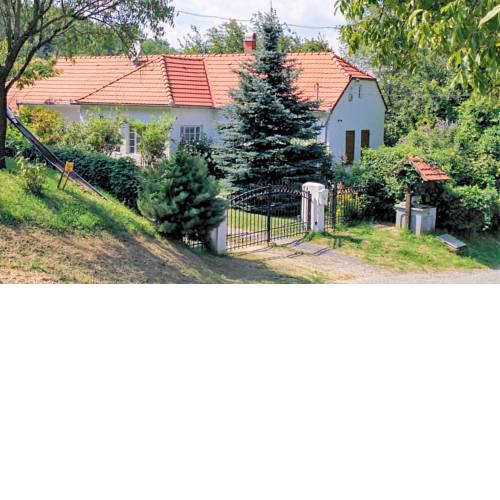 Beautiful white villa with heated swimming pool, sauna and wifi