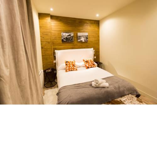 Bed and Snow Apartments