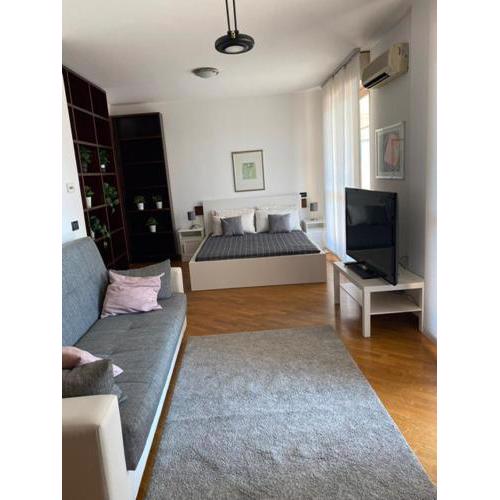 BedandBreakfast Eni Torri Lombarde San Donato BBqueen