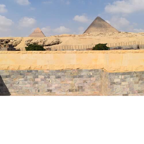 Bedouin Pyramids Guest house
