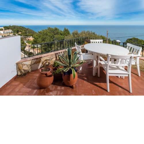 Begur Apartment Sleeps 4 Pool