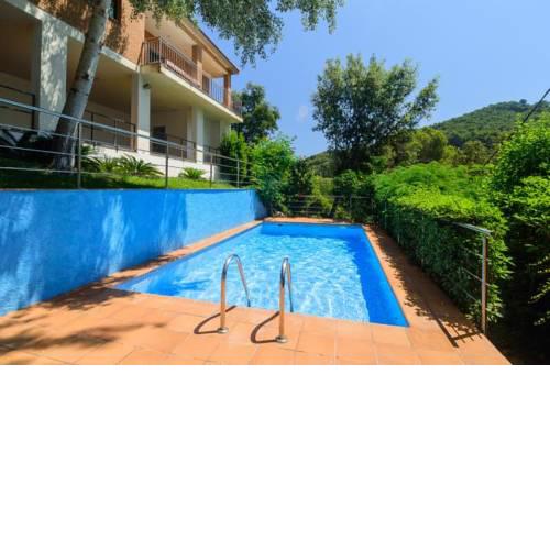 Begur Villa Sleeps 6 Pool Air Con