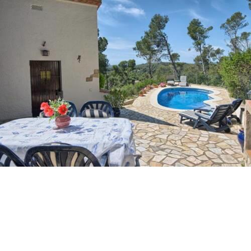 Begur Villa Sleeps 6 Pool