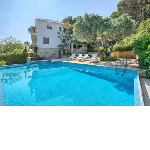 Begur Villa Sleeps 8 Pool WiFi