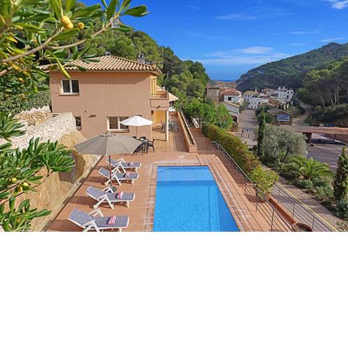 Begur Villa Sleeps 8 Pool WiFi