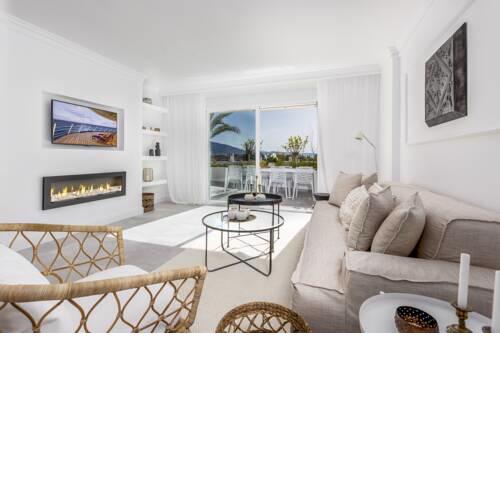 Bella Vista Puerto Banus apartment with sea views