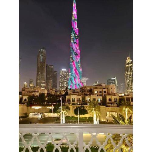 BellaVista Full Burj Khalifa View Yansoon2 Old Town Downtown 2BR Apartment Opposite Dubai Mall Souk Al Bahar