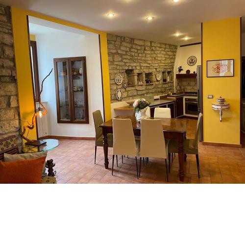 Bellissima casa dentro il castello di San Savino