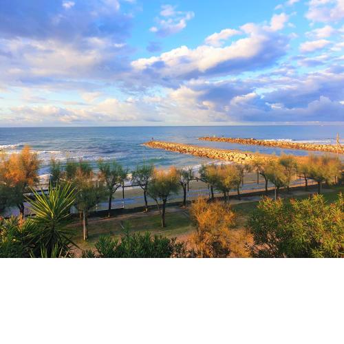 BELLISSIMA VILLA fronte MARE BANDIERA BLU