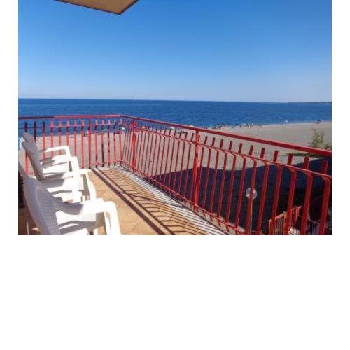 bellissimo appartamento fronte mare