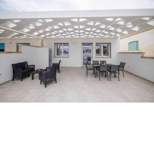Belvedere Apartments B
