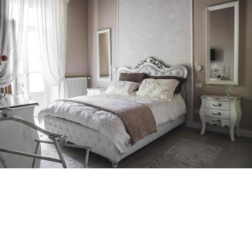 BELVEDERE Luxury Apartment, view on the Lucca Walls
