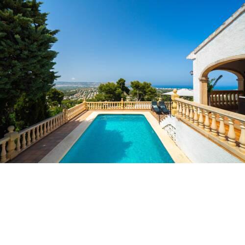 Benitachell Villa Sleeps 6 with Pool and WiFi