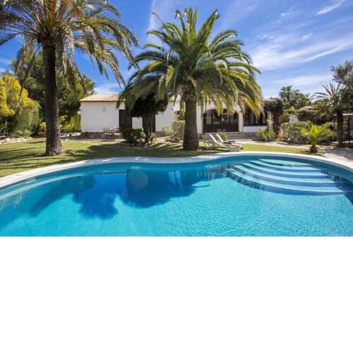 Benitachell Villa Sleeps 8 Pool Air Con WiFi