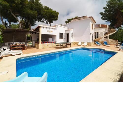 Benitachell Villa Sleeps 8 Pool WiFi