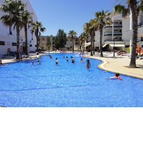 Bertur Pins Beach