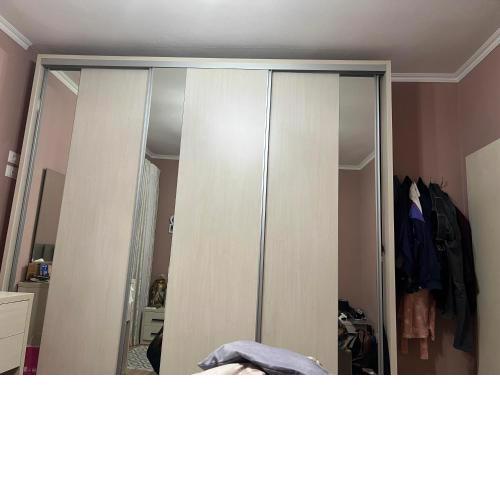 Besi`s apartament