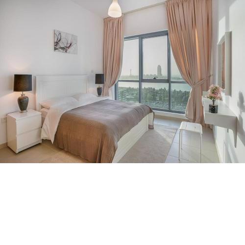 BEST 2 Bedroom Apartment Beach Front (Sea View)